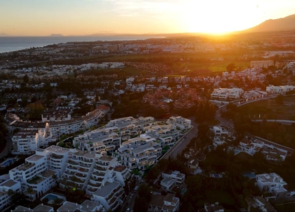 VIVIENDA CONTEMPORÁNEA EN EL CORAZÓN DE NUEVA ANDALUCÍA