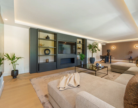 Villa for sale in Nueva Andalucia, Marbella