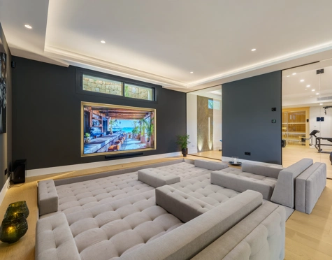 Villa for sale in Nueva Andalucia, Marbella