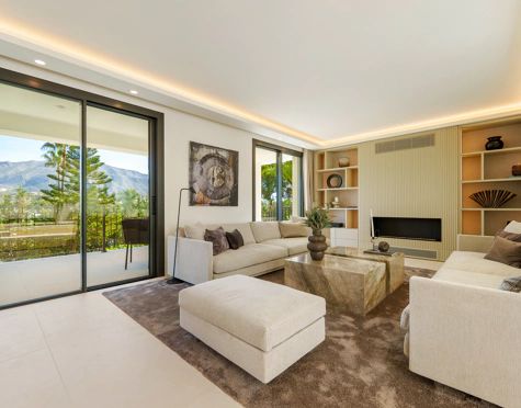 Villa for sale in Nueva Andalucia, Marbella