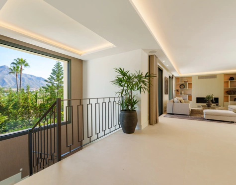 Villa for sale in Nueva Andalucia, Marbella
