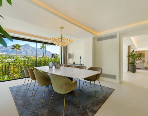 Villa for sale in Nueva Andalucia, Marbella