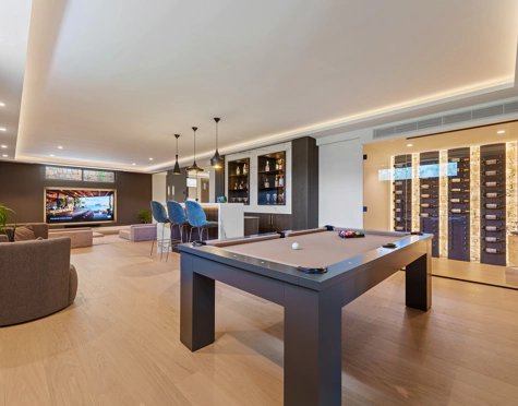 Villa for sale in Nueva Andalucia, Marbella