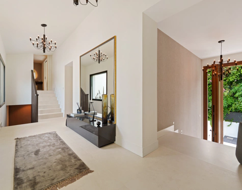 Villa for sale in Nueva Andalucia, Marbella