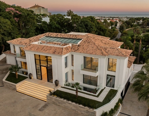 Villa for sale in La Quinta, Benahavis