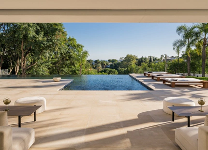 VILLA EXCEPCIONAL CON CARACTERÍSTICAS INCREÍBLES Y VISTAS PANORÁMICAS EN LA QUINTA, BENAHAVÍS