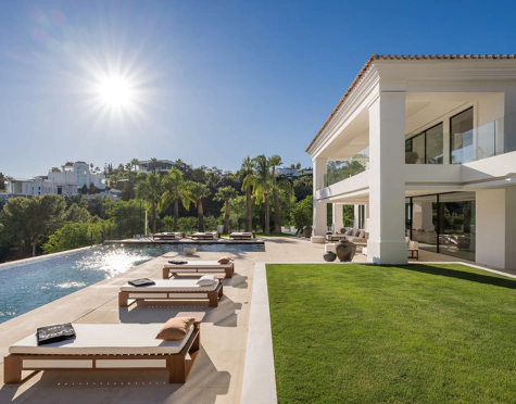 Villa for sale in La Quinta, Benahavis