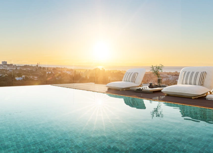 APARTAMENTO CONTEMPORÁNEO DE DOS DORMITORIOS EN UBICACIÓN PRIVILEGIADA DE GOLF