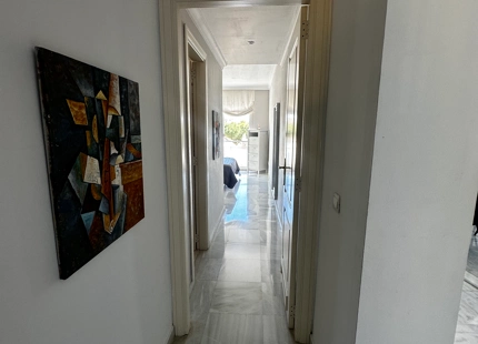 APARTAMENTO DE 2 DORMITORIOS EN PLANTA MEDIA CON VISTAS A LA CONCHA EN NUEVA ANDALUCÍA