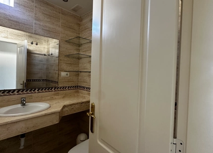 APARTAMENTO DE 2 DORMITORIOS EN PLANTA MEDIA CON VISTAS A LA CONCHA EN NUEVA ANDALUCÍA