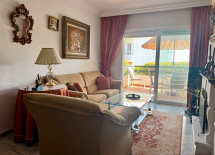 ÁTICO DÚPLEX CON ENCANTO EN GUADALMINA BAJA