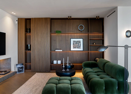 FULLY RENOVATED DUPLEX PENTHOUSE WITH PANORAMIC SEA AND MOUNTAIN VIEWS IN NUEVA ANDALUCÍA