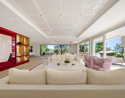 Villa en venta en Aloha, Nueva Andalucia