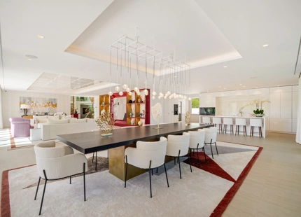 VILLA ELEGANTE EN PRIMERA LÍNEA DE GOLF EN NUEVA ANDALUCÍA