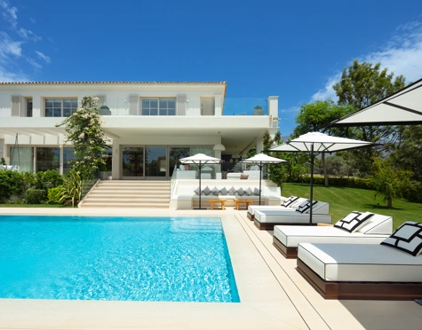 Villa en venta en Aloha, Nueva Andalucia