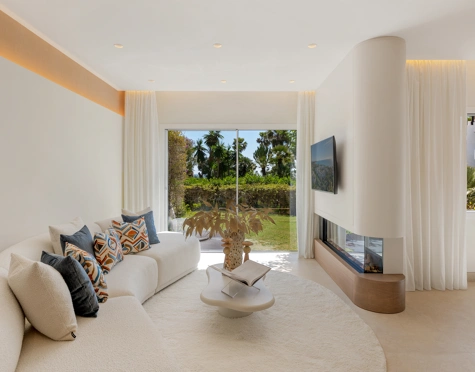 Ground Floor Apartment for sale in Costalita, Estepona East