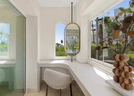 APARTAMENTO DE TRES DORMITORIOS A ESTRENAR CON VISTAS AL MAR A PASOS DE LA PLAYA
