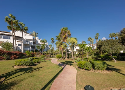 APARTAMENTO DE TRES DORMITORIOS A ESTRENAR CON VISTAS AL MAR A PASOS DE LA PLAYA