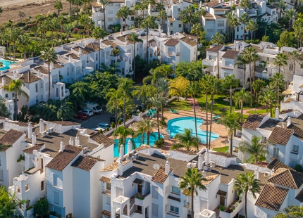 APARTAMENTO DE TRES DORMITORIOS A ESTRENAR CON VISTAS AL MAR A PASOS DE LA PLAYA