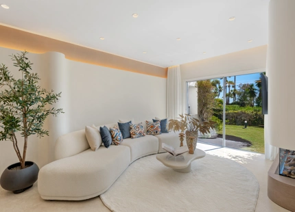 APARTAMENTO DE TRES DORMITORIOS A ESTRENAR CON VISTAS AL MAR A PASOS DE LA PLAYA