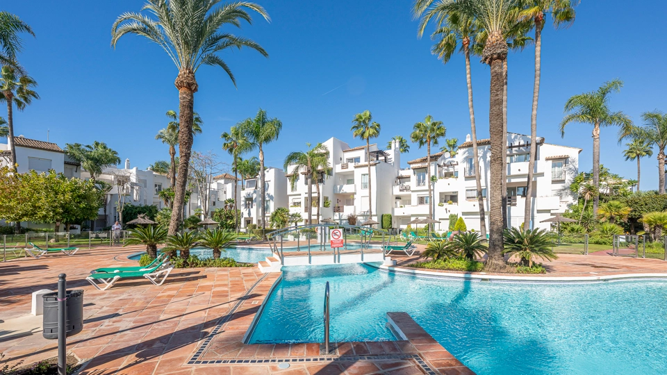 Apartamento Planta Baja en venta en Costalita, Estepona Este