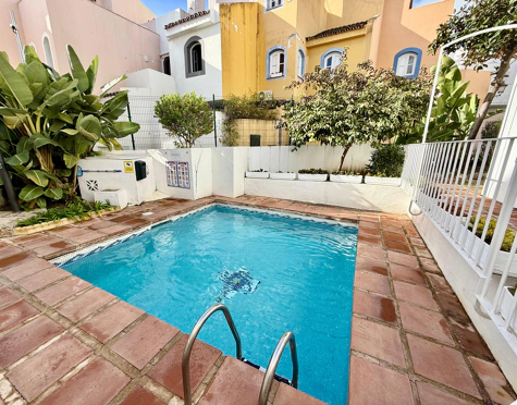 THREE STOREY ANDALUSIAN STYLE TOWNHOUSE WITH STRONG POTENTIAL IN NUEVA ANDALUCÍA