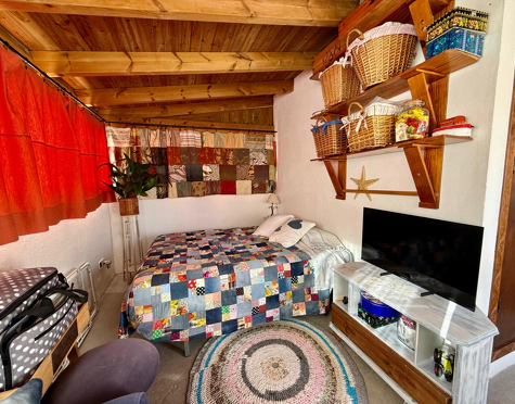 THREE STOREY ANDALUSIAN STYLE TOWNHOUSE WITH STRONG POTENTIAL IN NUEVA ANDALUCÍA