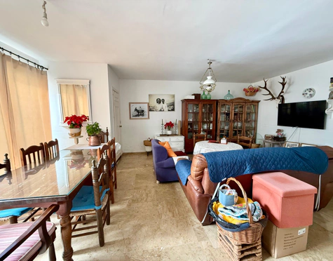 THREE STOREY ANDALUSIAN STYLE TOWNHOUSE WITH STRONG POTENTIAL IN NUEVA ANDALUCÍA