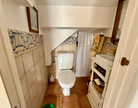 THREE STOREY ANDALUSIAN STYLE TOWNHOUSE WITH STRONG POTENTIAL IN NUEVA ANDALUCÍA