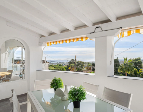 Semi Detached House for sale in La Campana, Nueva Andalucia