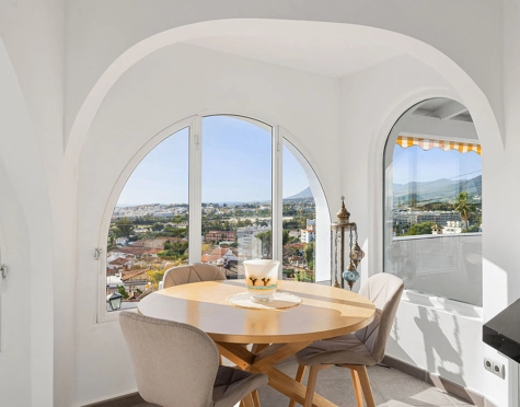 Semi Detached House for sale in La Campana, Nueva Andalucia