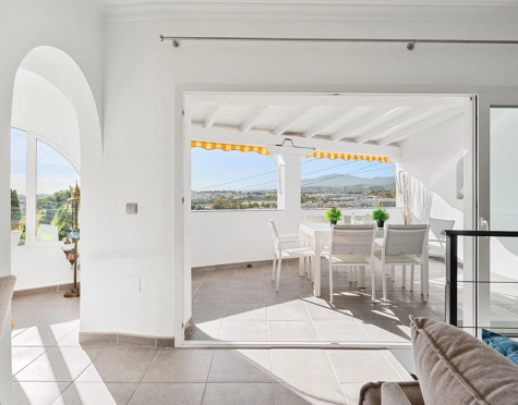 Semi Detached House for sale in La Campana, Nueva Andalucia