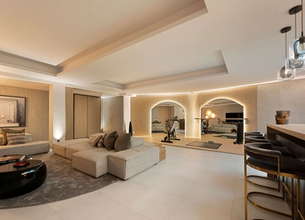 CONTEMPORARY VILLA WITH PANORAMIC VIEWS AND ROOFTOP POOL IN NUEVA ANDALUCÍA