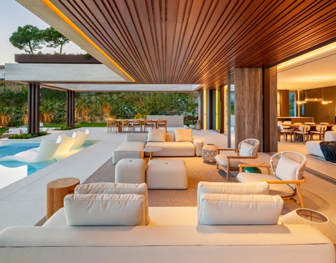 Villa for sale in La Quinta, Benahavis