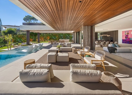EXCLUSIVE VILLAS WITH PANORAMIC SEA VIEWS IN BENAHAVIS