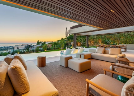 EXCLUSIVE VILLAS WITH PANORAMIC SEA VIEWS IN BENAHAVIS