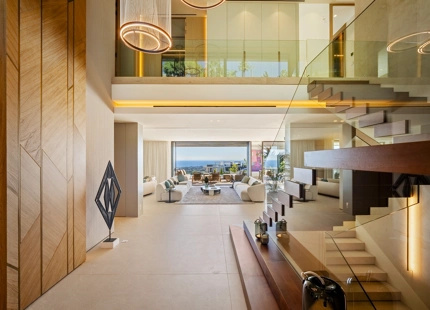 EXCLUSIVE VILLAS WITH PANORAMIC SEA VIEWS IN BENAHAVIS