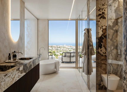ÁTICOS DE LUJO CON PISCINA PRIVADA Y VISTAS PANORÁMICAS EN BENAHAVÍS