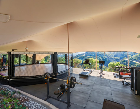 Villa for sale in El Madroñal, Benahavis