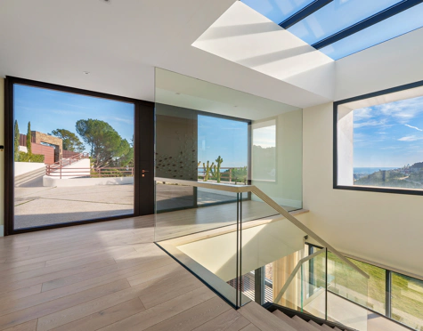 Villa for sale in El Madroñal, Benahavis