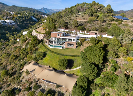 VILLA CONTEMPORÁNEA CON VISTAS PANORAMICAS AL MAR EN EL MADROÑAL