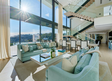 VILLA CONTEMPORÁNEA CON VISTAS PANORAMICAS AL MAR EN EL MADROÑAL