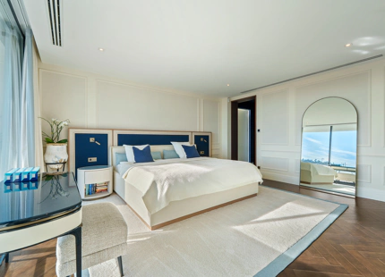 VILLA CONTEMPORÁNEA CON VISTAS PANORAMICAS AL MAR EN EL MADROÑAL
