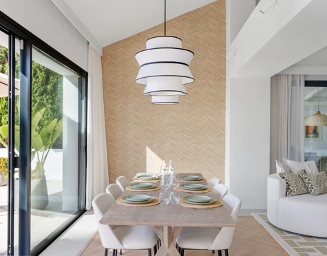 Villa en venta en Nueva Andalucia, Marbella