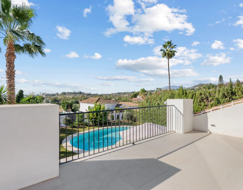Villa en venta en Nueva Andalucia, Marbella