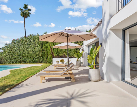Villa en venta en Nueva Andalucia, Marbella