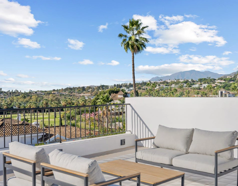 Villa en venta en Nueva Andalucia, Marbella