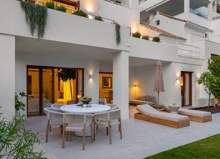 ELEGANT FOUR BEDROOM DUPLEX IN NUEVA ANDALUCÍA