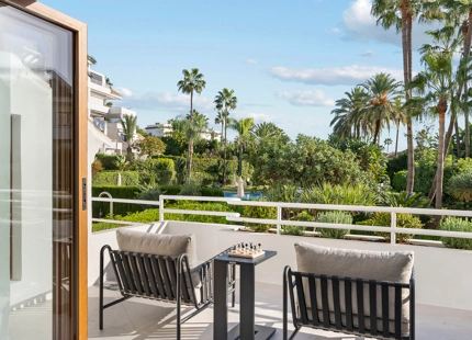 ELEGANT FOUR BEDROOM DUPLEX IN NUEVA ANDALUCÍA