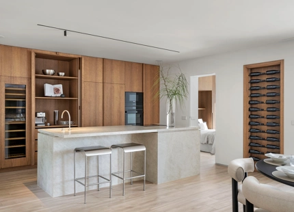 ELEGANT FOUR BEDROOM DUPLEX IN NUEVA ANDALUCÍA
